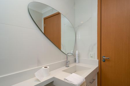 Apartamento à venda com 53m², 2 quartos e 1 vagaBanheiro Social