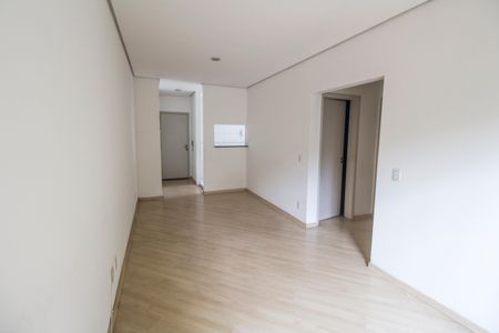 Sala  de apartamento para alugar com 2 quartos, 67m² em Jardim Audir, Barueri