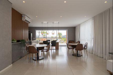 Apartamento para alugar com 32m², 1 quarto e sem vaga Apartamento para alugar com 32m², 1 quarto e sem vagaÁrea comum - Salão de festas