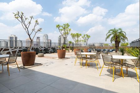 Apartamento para alugar com 32m², 1 quarto e sem vaga Apartamento para alugar com 32m², 1 quarto e sem vagaÁrea comum - Terraço