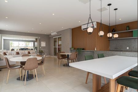 Apartamento para alugar com 32m², 1 quarto e sem vaga Apartamento para alugar com 32m², 1 quarto e sem vagaÁrea comum - Salão de festas