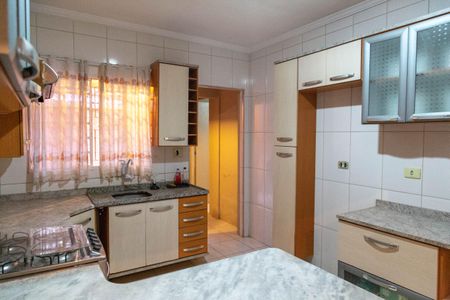 Casa à venda com 175m², 3 quartos e 3 vagas Casa à venda com 175m², 3 quartos e 3 vagasCozinha