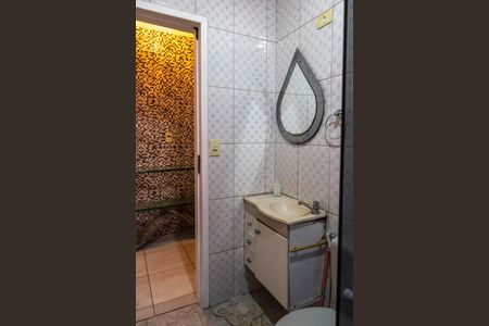 Casa à venda com 175m², 3 quartos e 3 vagas Casa à venda com 175m², 3 quartos e 3 vagasBanheiro Social