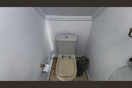 Casa à venda com 95m², 2 quartos e 2 vagas Casa à venda com 95m², 2 quartos e 2 vagasLavabo