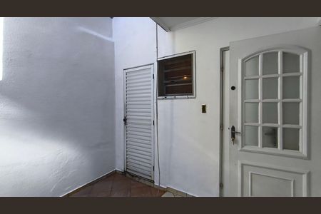 Casa à venda com 95m², 2 quartos e 2 vagas Casa à venda com 95m², 2 quartos e 2 vagasQuintal