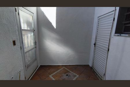 Casa à venda com 95m², 2 quartos e 2 vagas Casa à venda com 95m², 2 quartos e 2 vagasQuintal
