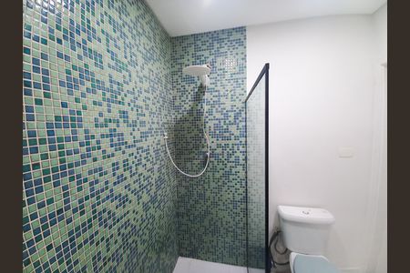 Banheiro de kitnet/studio para alugar com 1 quarto, 37m² em Santa Cecília, São Paulo