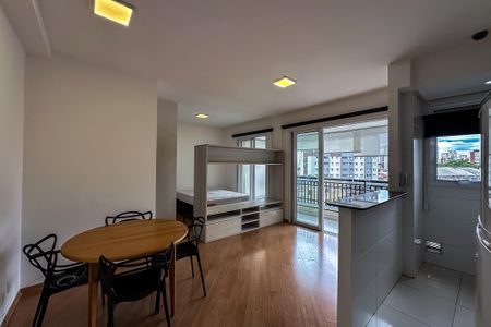 Sala de apartamento para alugar com 1 quarto, 41m² em Vila Regente Feijó, São Paulo