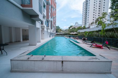 Apartamento à venda com 39m², 2 quartos e sem vaga Apartamento à venda com 39m², 2 quartos e sem vagaÁrea comum - Piscina