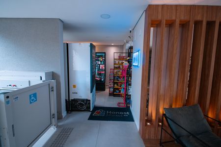 Apartamento à venda com 39m², 2 quartos e sem vaga Apartamento à venda com 39m², 2 quartos e sem vagaMini Mercado