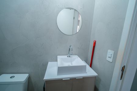 Apartamento à venda com 39m², 2 quartos e sem vaga Apartamento à venda com 39m², 2 quartos e sem vagaBanheiro