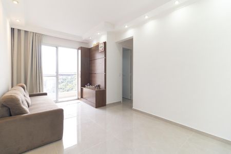 Sala de apartamento para alugar com 2 quartos, 47m² em Vila Firmiano Pinto, São Paulo