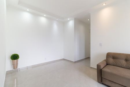 Sala de apartamento para alugar com 2 quartos, 47m² em Vila Firmiano Pinto, São Paulo