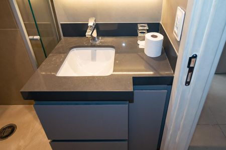 Studio à venda com 25m², 0 quarto e sem vaga Studio à venda com 25m², 0 quarto e sem vagaBanheiro Social