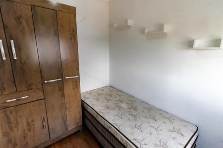 Quarto 1 de apartamento para alugar com 2 quartos, 37m² em Morumbi, São Paulo