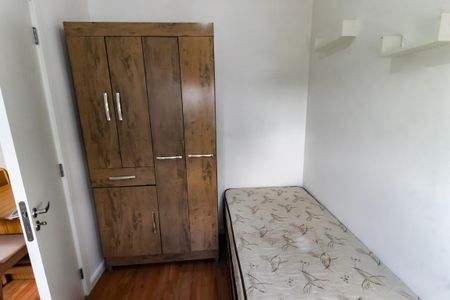 Quarto 1 - Armários de apartamento para alugar com 2 quartos, 37m² em Morumbi, São Paulo