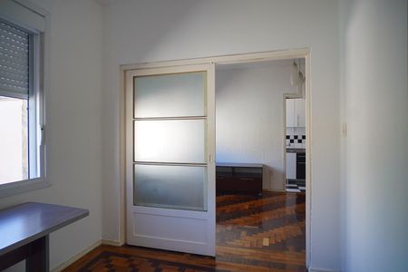 Escritório  de apartamento para alugar com 2 quartos, 60m² em Moinhos de Vento, Porto Alegre