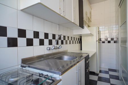 Apartamento para alugar com 60m², 2 quartos e sem vaga Apartamento para alugar com 60m², 2 quartos e sem vagaCozinha