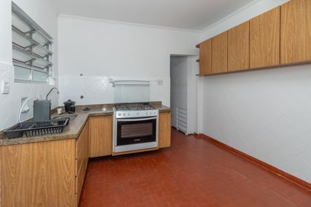 Casa à venda com 148m², 2 quartos e sem vaga Casa à venda com 148m², 2 quartos e sem vagaCozinha