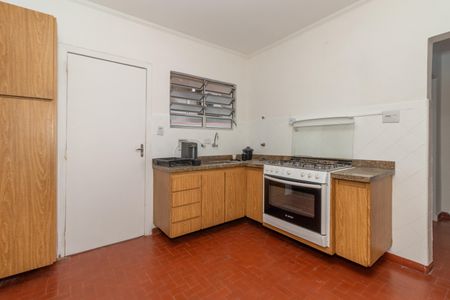 Casa à venda com 148m², 2 quartos e sem vaga Casa à venda com 148m², 2 quartos e sem vagaCozinha