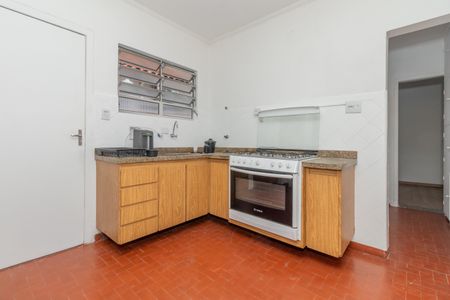 Casa à venda com 148m², 2 quartos e sem vaga Casa à venda com 148m², 2 quartos e sem vagaCozinha