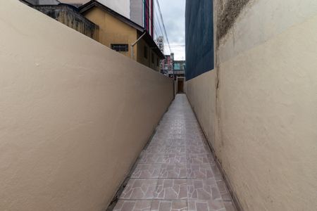 Casa à venda com 148m², 2 quartos e sem vaga Casa à venda com 148m², 2 quartos e sem vagaQuintal - Corredor de Acesso