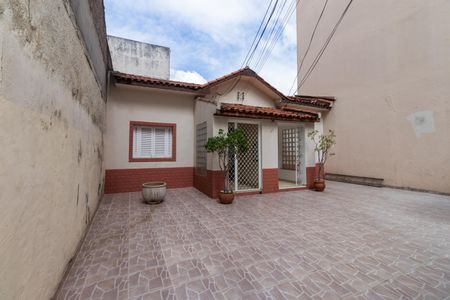 Casa à venda com 148m², 2 quartos e sem vaga Casa à venda com 148m², 2 quartos e sem vagaQuintal