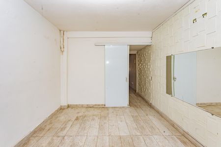 Casa à venda com 210m², 3 quartos e 2 vagas Casa à venda com 210m², 3 quartos e 2 vagasQuarto 2