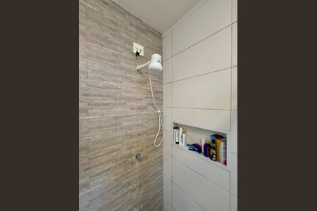 Casa à venda com 98m², 2 quartos e 1 vagaBanheiro  