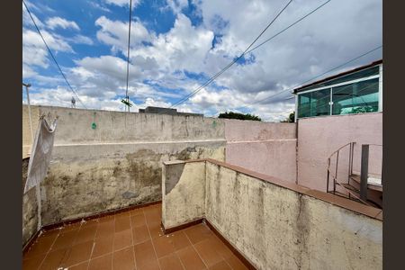 Casa à venda com 98m², 2 quartos e 1 vagaSacada Quarto 2