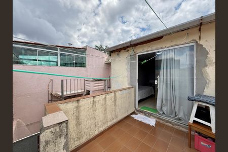 Casa à venda com 98m², 2 quartos e 1 vagaSacada Quarto 2