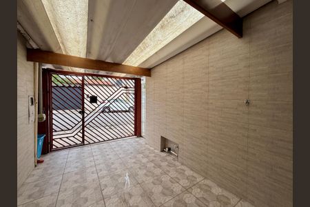 Casa à venda com 98m², 2 quartos e 1 vagaGaragem