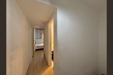 Casa à venda com 98m², 2 quartos e 1 vagaCorredor Quartos 