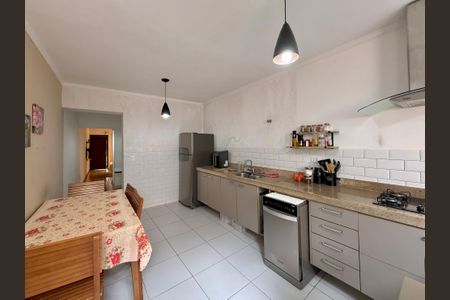 Casa à venda com 98m², 2 quartos e 1 vagaCozinha  