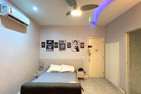 Studio de apartamento à venda com 1 quarto, 30m² em Copacabana, Rio de Janeiro