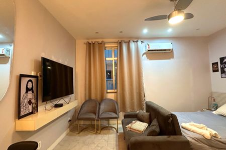 Studio de apartamento à venda com 1 quarto, 30m² em Copacabana, Rio de Janeiro