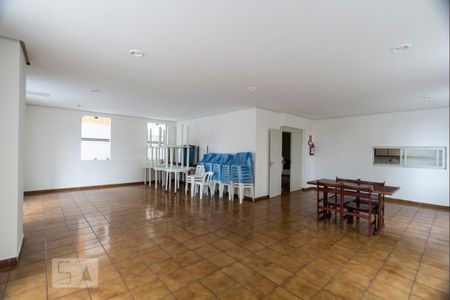 Apartamento à venda com 65m², 2 quartos e 1 vaga Apartamento à venda com 65m², 2 quartos e 1 vagaÁrea comum - Salão de festas