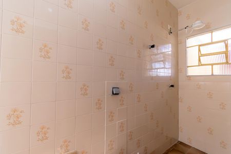 Banheiro 2 de casa à venda com 3 quartos, 159m² em Jardim Colorado, São Paulo