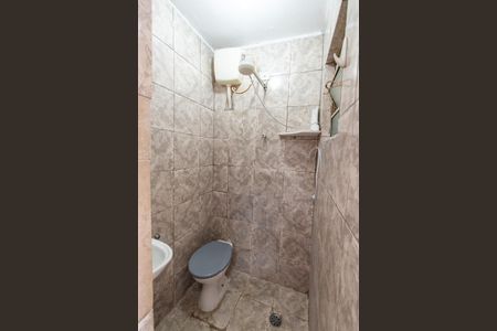 Banheiro de kitnet/studio para alugar com 1 quarto, 20m² em Cambuci, São Paulo