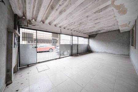 Casa à venda com 220m², 3 quartos e 3 vagasGaragem