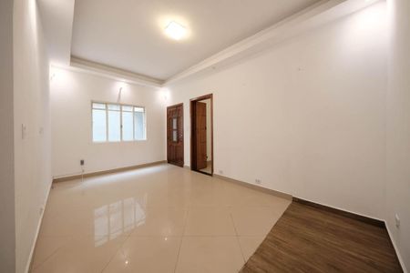 Sala de casa à venda com 3 quartos, 220m² em Vila Talarico, São Paulo
