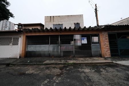 Casa à venda com 220m², 3 quartos e 3 vagasFachada