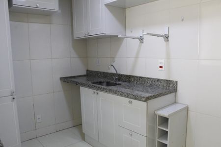 Casa de condomínio para alugar com 100m², 3 quartos e 1 vagaSala/Cozinha
