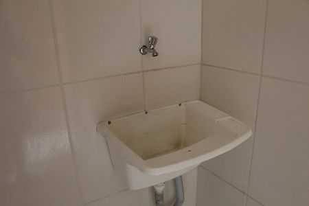 Casa de condomínio para alugar com 100m², 3 quartos e 1 vagaÁrea de Serviço