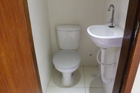 Casa de condomínio para alugar com 100m², 3 quartos e 1 vagaLavabo