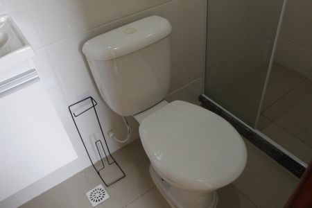 Casa de condomínio para alugar com 100m², 3 quartos e 1 vagaBanheiro Social