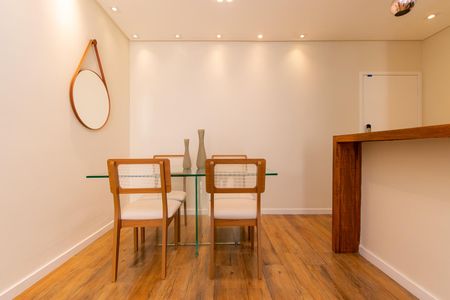 Apartamento à venda com 80m², 2 quartos e 1 vagaSala