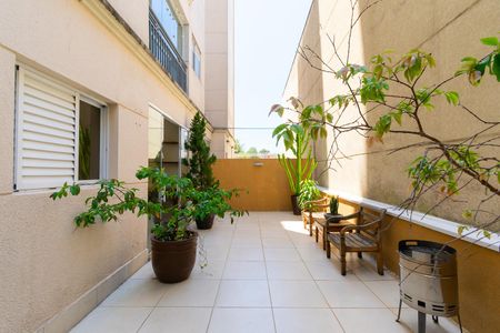 Apartamento à venda com 80m², 2 quartos e 1 vagaVaranda