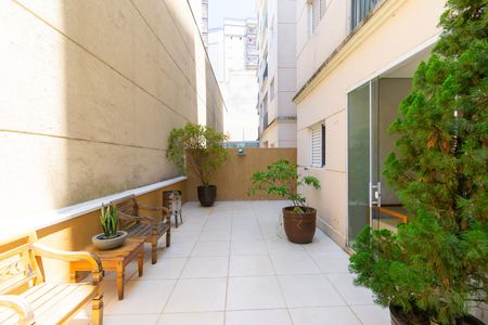 Apartamento à venda com 80m², 2 quartos e 1 vagaVaranda