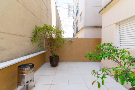 Apartamento à venda com 80m², 2 quartos e 1 vagaVaranda